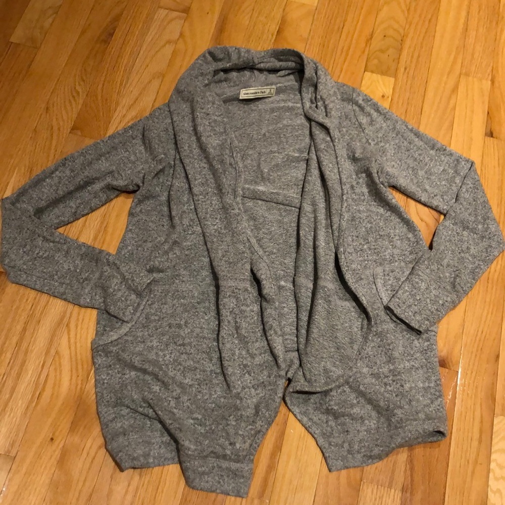Abercrombie & Fitch open cardigan